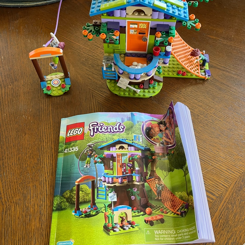 Lego Friends Mia’s Tree House